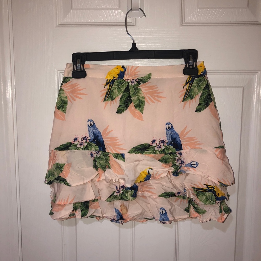 Forever 21 tropical zip up mini skirt with ruffles